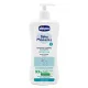 CHICCO Baby Moments Protection testápoló sampon adagolóval 93% természetes összetevőkkel 750 ml