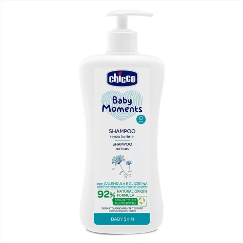 CHICCO Baby Moments sampon hajra adagolóval 92% természetes összetevőkkel 500 ml