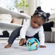 BABY EINSTEIN Játék érzékelő labda rágókával Rattle & Sense™ 3m+