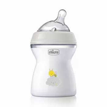 CHICCO Natural Feeling 250 ml semleges cumisüveg 2m+