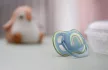 Philips AVENT SCF086/03 játszócumi Ultra air Mintás 0-6hó szivárvány, 1db