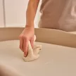 LIONELO Mobil pelenkázóasztal Rosie Beige Sand