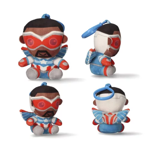 Bosszúállók Captain 3D plüss figura akasztóval, táskadísz 13 cm